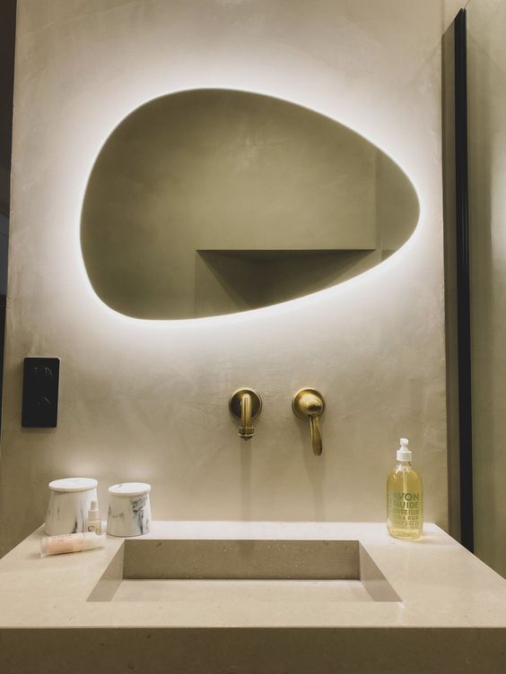 Inspi salle de bain béton ciré miroir original