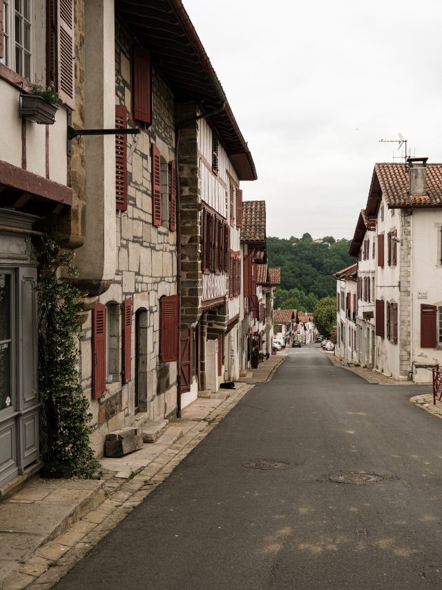 village typique basque